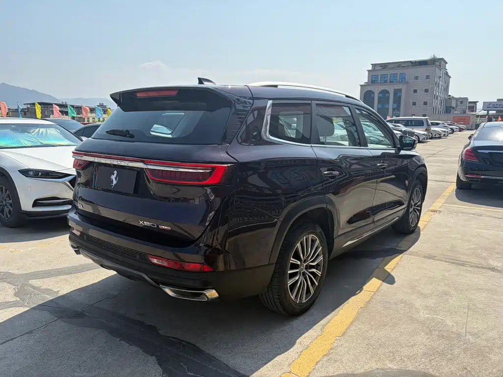 Jietu X90 PLUS 2021 1.6TD DCT villa 7 seats купить на сайте DeffCars
