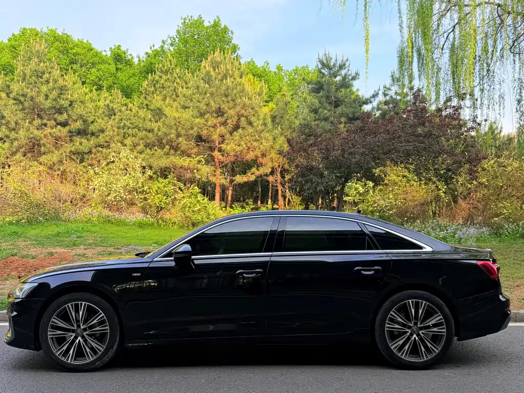 Audi A6L 2022 40 TFSI luxury and dynamic model купить на сайте DeffCars
