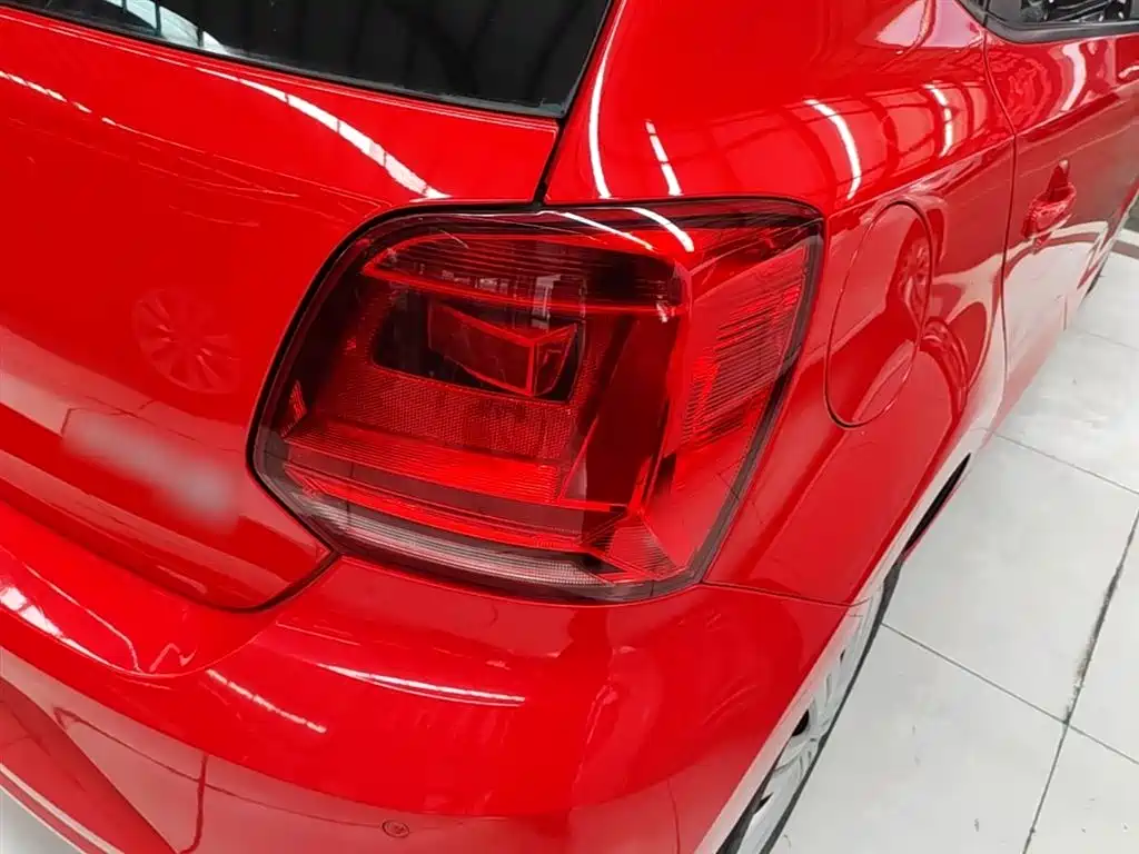 Polo 2016 1.6L automatic comfort model купить на сайте DeffCars