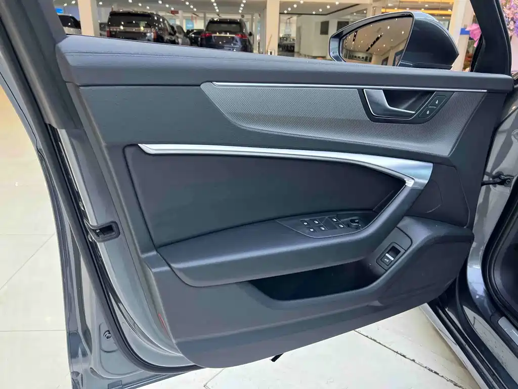 Audi A6L 2022 40 TFSI luxury and dynamic model купить на сайте DeffCars
