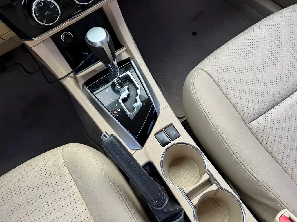 Corolla 2017 1.2T CVT GL купить на сайте DeffCars