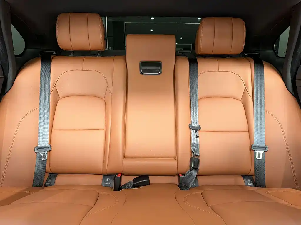 Jaguar XFL 2023 XFL 2.0T P250 two-wheel drive elite sports version купить на сайте DeffCars