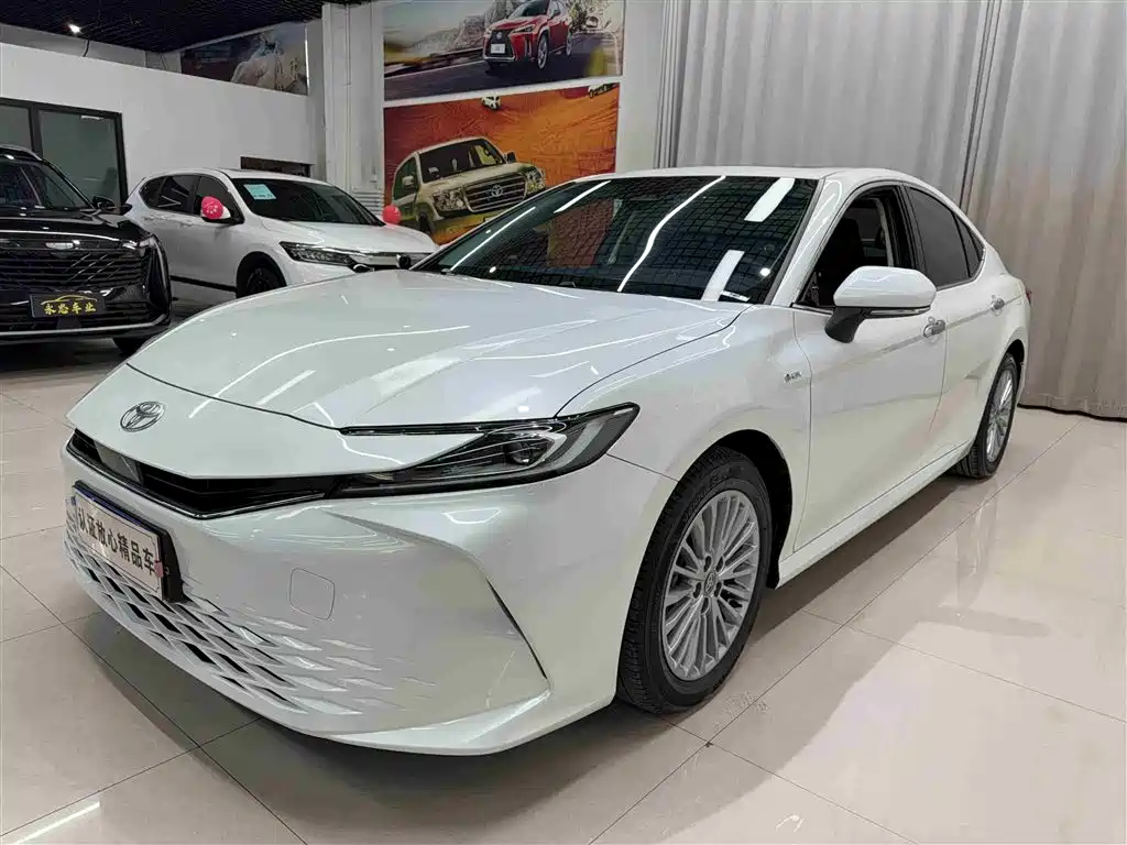 Camry 2024 Shuangqing 2.0HGVP Deluxe Edition купить на сайте DeffCars