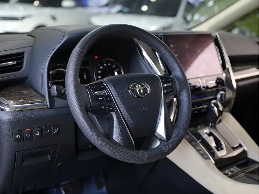 Wilfa 2021 Crown Dual Engine 2.5L HV Premium Edition купить на сайте DeffCars