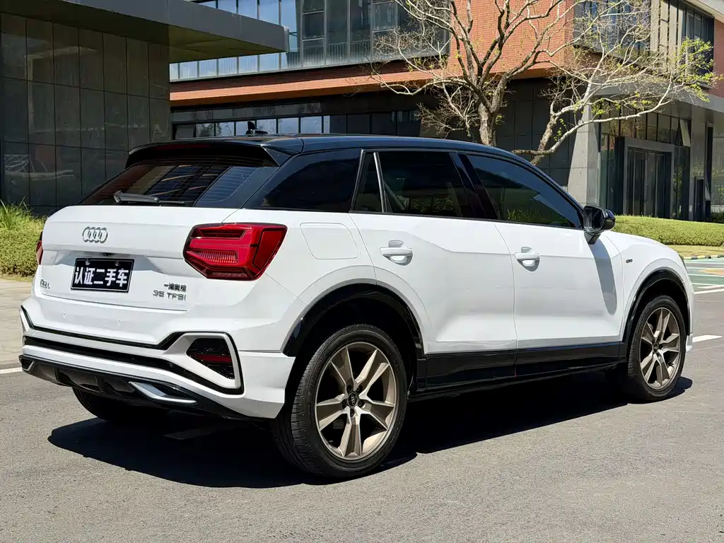 Audi Q2L 2022 35 TFSI luxury and dynamic model купить на сайте DeffCars