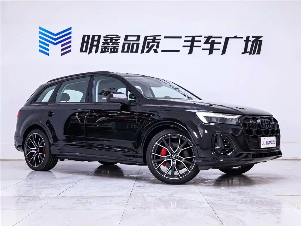 Audi Q7 2025 55 TFSI quattro S line Black Warrior купить на сайте DeffCars