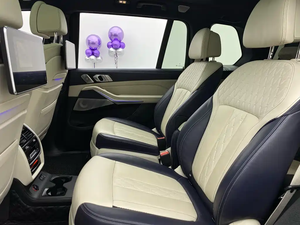BMW X7 2020 xDrive M50i купить на сайте DeffCars