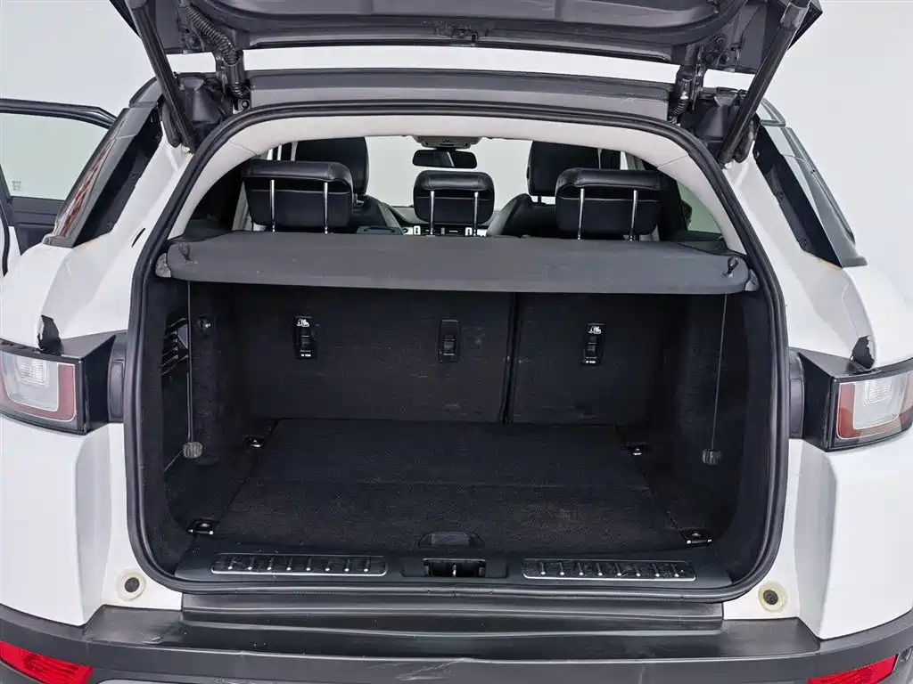 Range Rover Evoque 2018 240PS SE Zhiyao Edition купить на сайте DeffCars