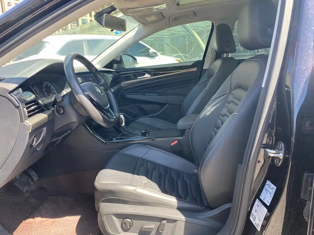 Passat 2019 330TSI Elite Edition National VI купить на сайте DeffCars