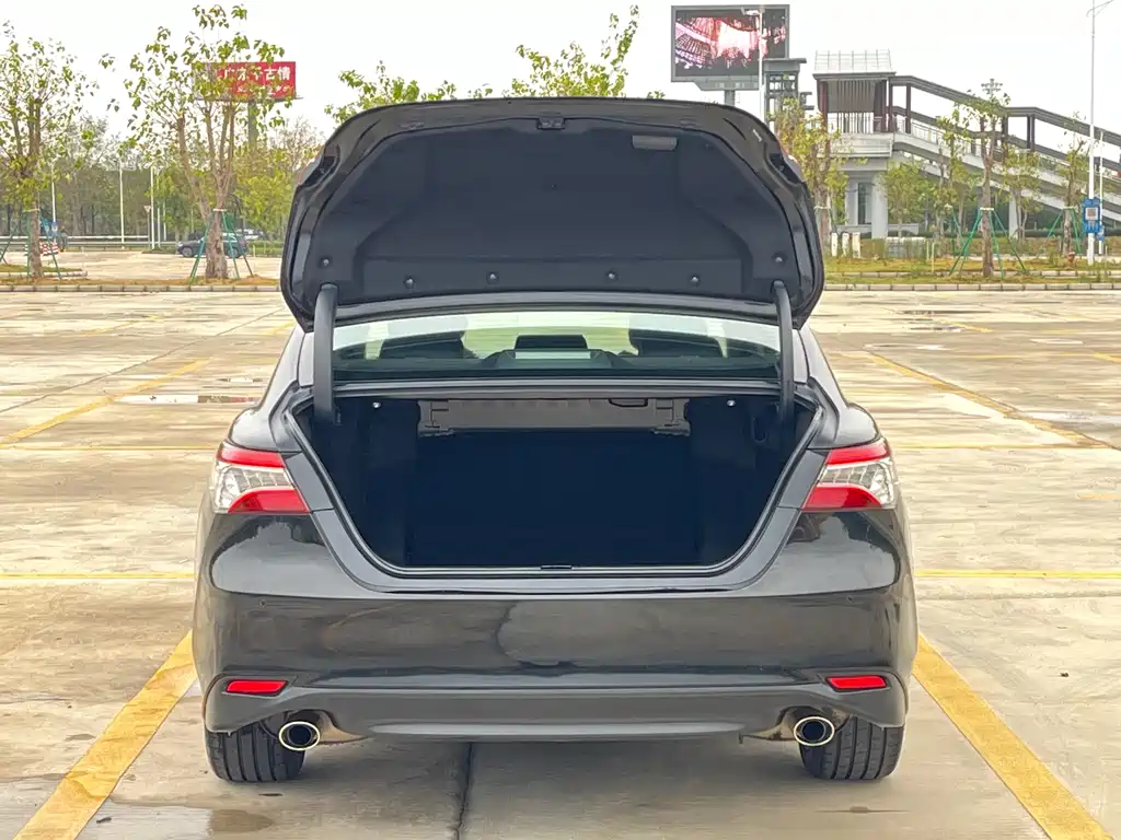 Camry 2019 2.5G Deluxe Edition National V купить на сайте DeffCars
