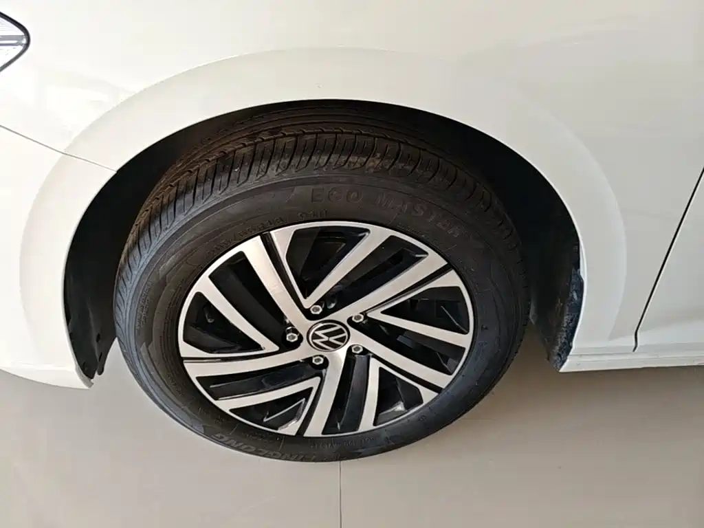Lavida 2024 1.5L Automatic Starry Sky Five Million Edition купить на сайте DeffCars