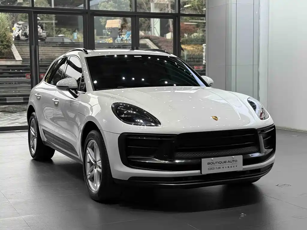 Macan 2023 Macan 2.0T купить на сайте DeffCars