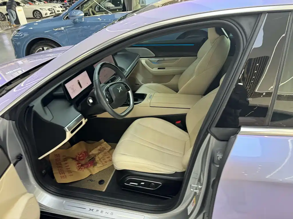 Xpeng P7 2022 480E купить на сайте DeffCars