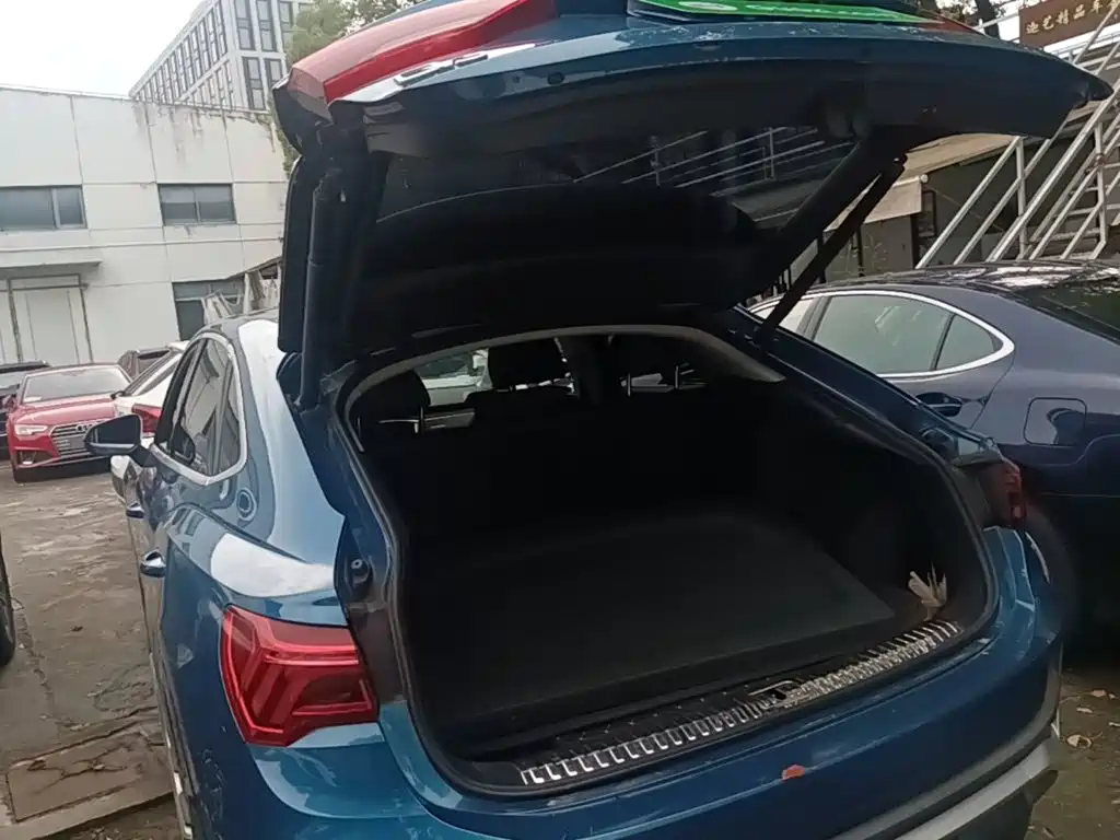 Audi Q3 Sportback 2020 40 TFSI Fashion купить на сайте DeffCars