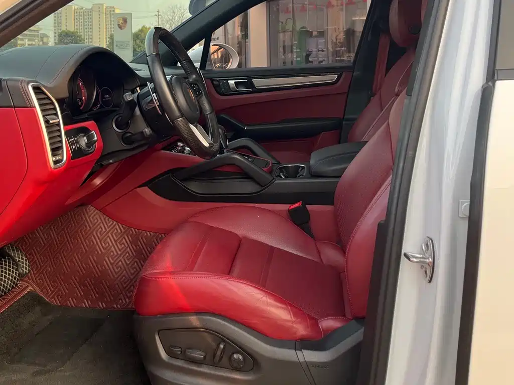 Cayenne 2023 Cayenne 3.0T Platinum Edition купить на сайте DeffCars