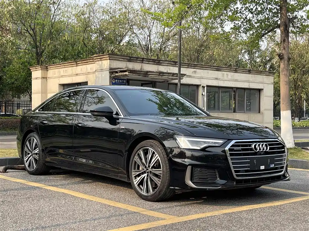 Audi A6L 2022 55 TFSI quattro exclusive dynamic model купить на сайте DeffCars