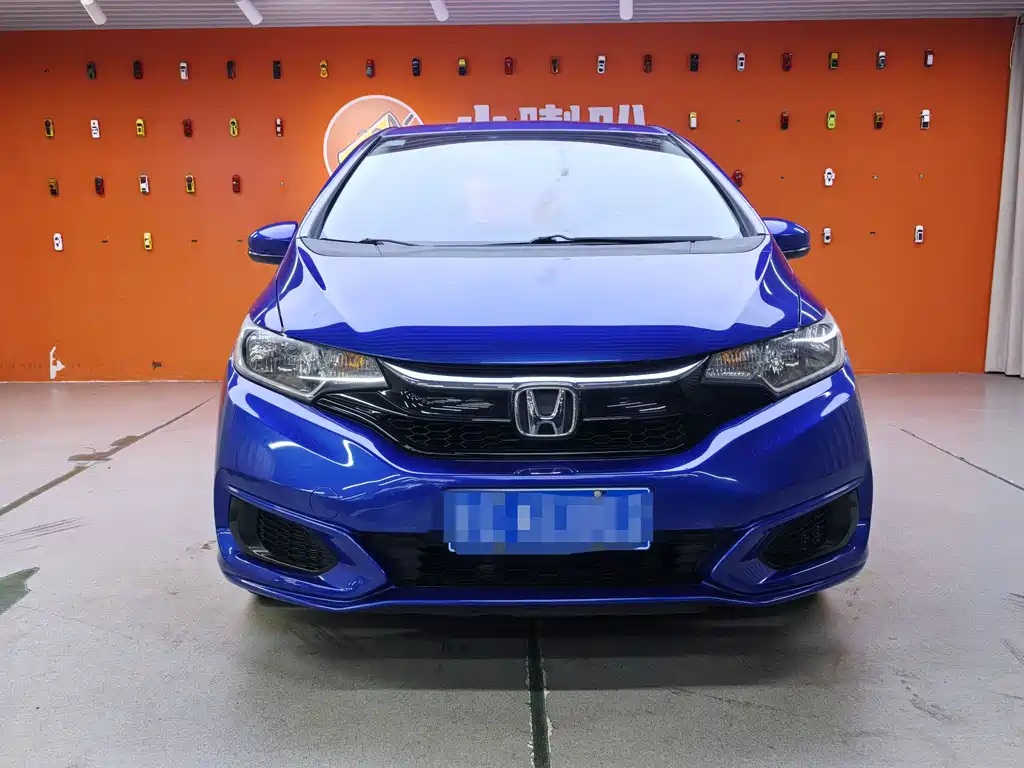 Fit 2018 1.5L CVT Comfort Sunroof Edition купить на сайте DeffCars