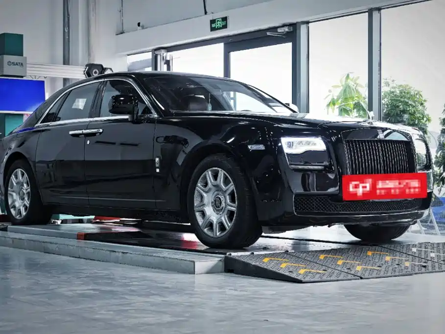 Ghost 2010 6.6T Standard Edition купить на сайте DeffCars