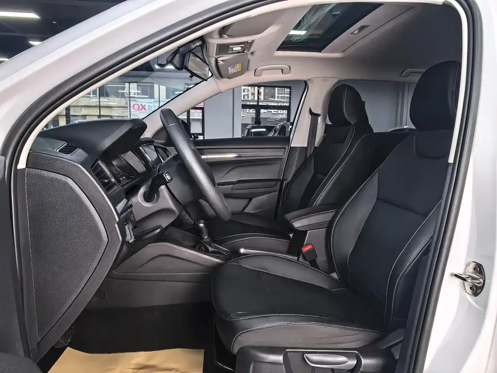 Komic 2023 facelift 1.5L automatic comfort version купить на сайте DeffCars