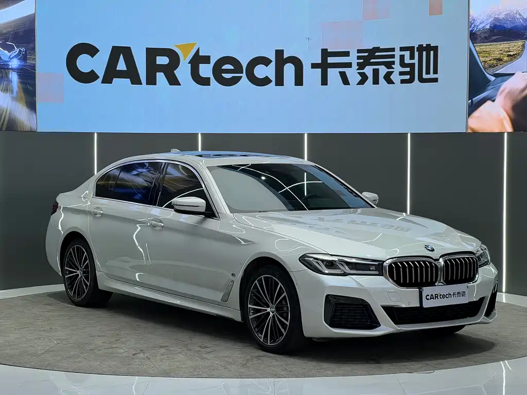 BMW 5 Series 2021 530Li Leading M Sports Package купить на сайте DeffCars