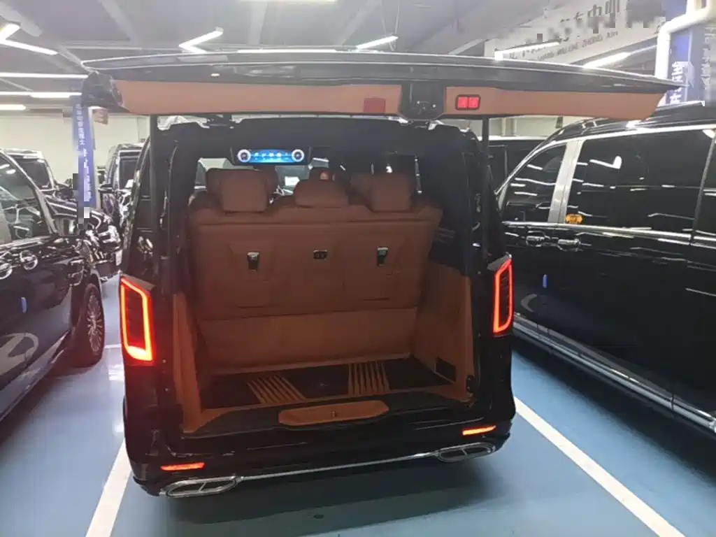 VITO 2021 2.0T Elite Edition 7 seats купить на сайте DeffCars
