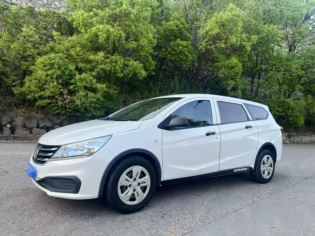 Baojun 310W 2017 1.2L Manual Value Model National V купить на сайте DeffCars