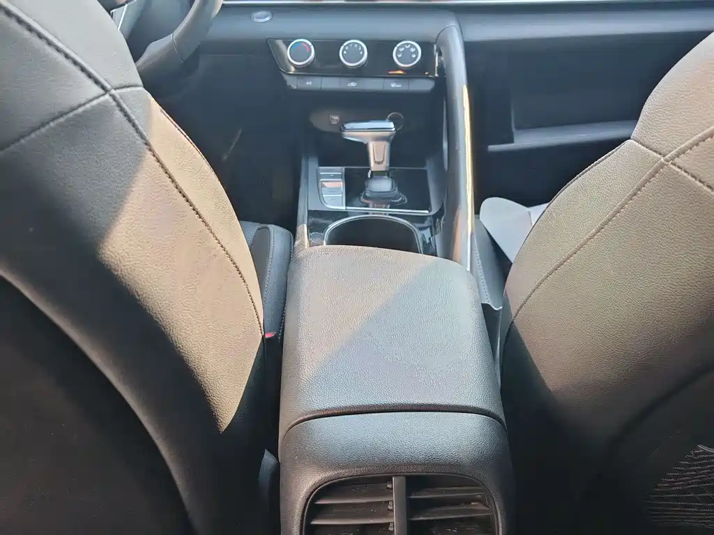 Elantra 2023 1.5L CVT GLX Elite Edition купить на сайте DeffCars