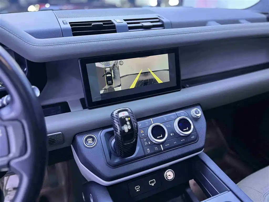 Land Rover Defender 2020 110 P400 HSE купить на сайте DeffCars