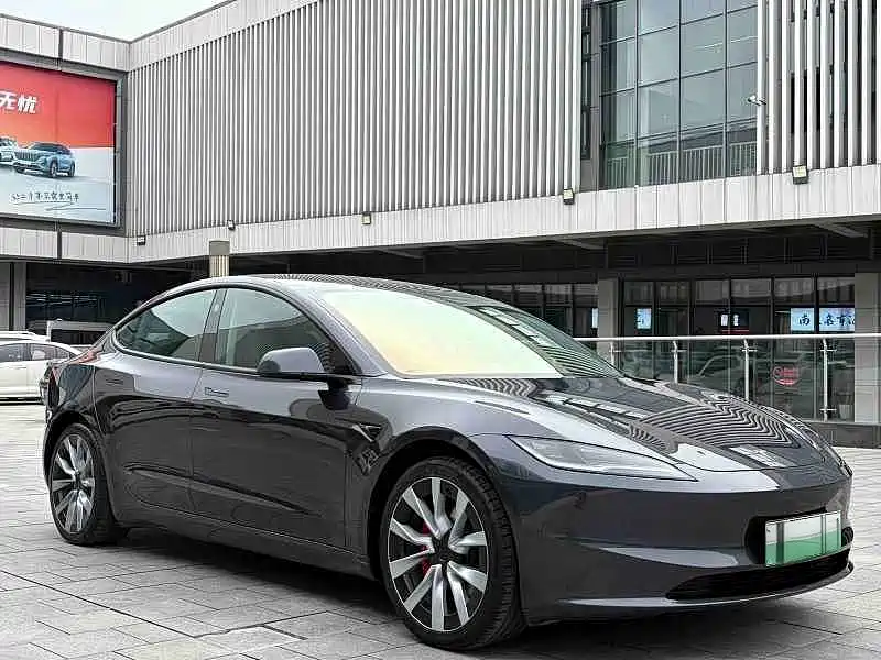 Model 3 2023 rear-wheel drive version купить на сайте DeffCars