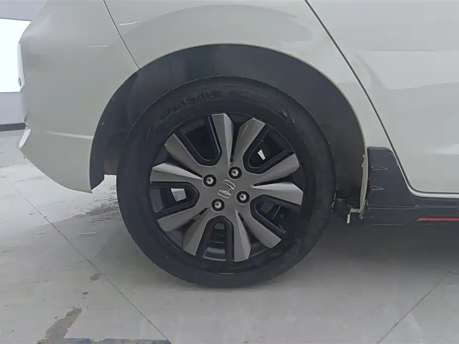 Fit 2022 1.5L CVT Trendy Sunroof Edition купить на сайте DeffCars