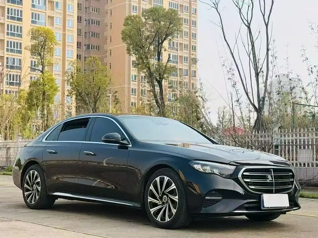 Mercedes-Benz E-Class 2024 E 300 L Luxury Model купить на сайте DeffCars