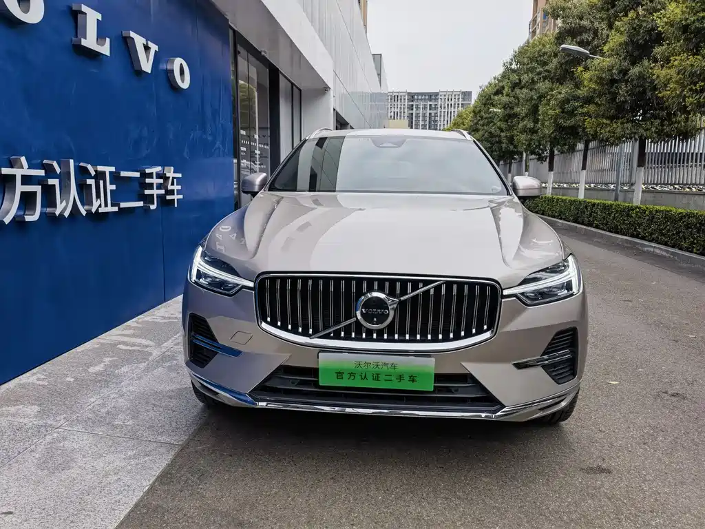 Volvo XC60 plug-in hybrid 2024 T8 plug-in hybrid long-range four-wheel drive Zhiyuan luxury version купить на сайте DeffCars