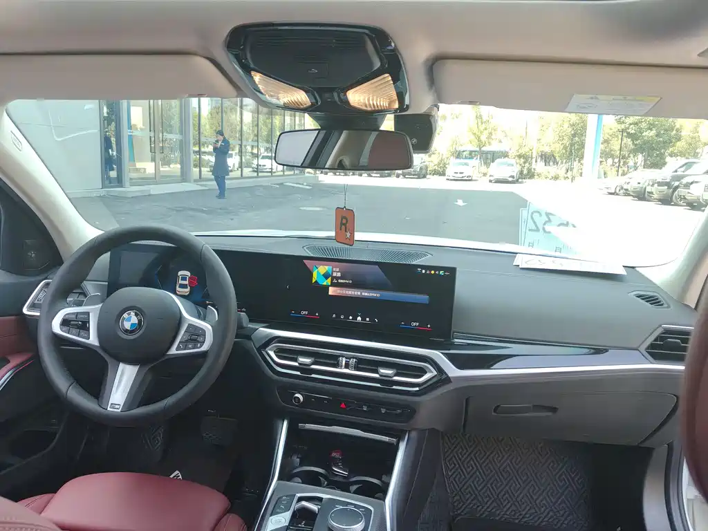 BMW 3 Series 2023 320Li M Sports Package купить на сайте DeffCars