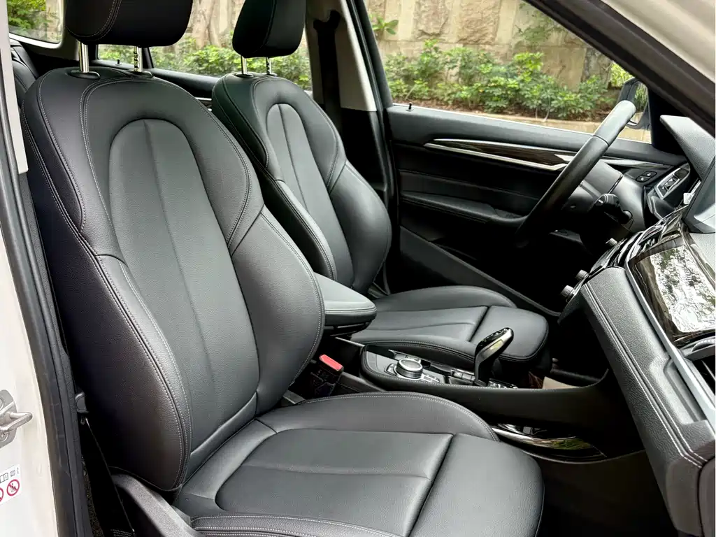 BMW X1 2022 xDrive25Li Exclusive Model купить на сайте DeffCars