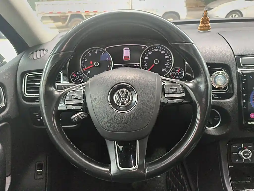 Touareg 2017 3.0TSI Extended Edition купить на сайте DeffCars