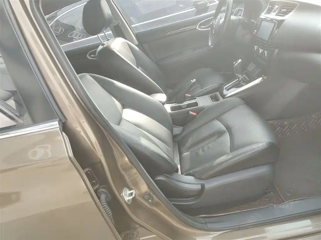 Sylphy 2018 1.6XV CVT Exclusive Edition купить на сайте DeffCars