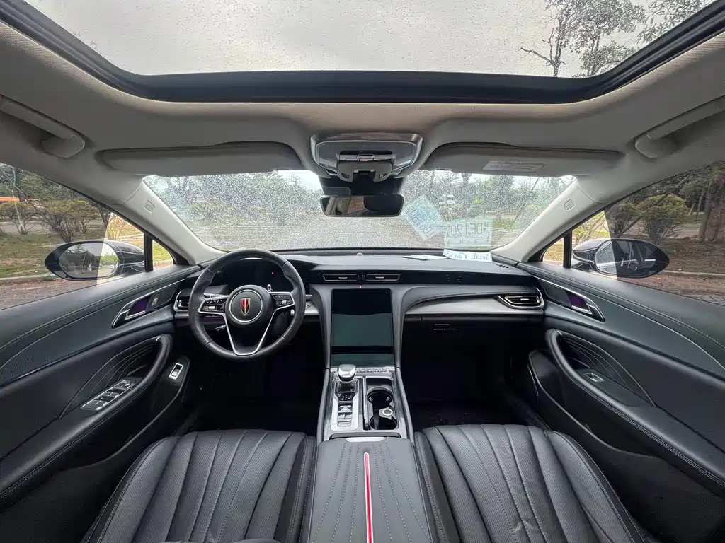 Hongqi H5 2023 2.0T Automatic Zhilianqichang Edition купить на сайте DeffCars
