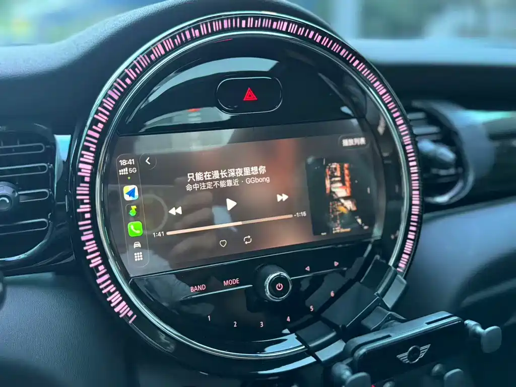 Mini 2023 1.5T COOPER Artist купить на сайте DeffCars