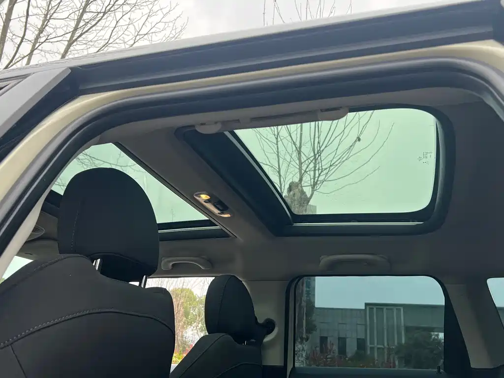 MINI 2018 1.5T COOPER Classic Five-Door Edition купить на сайте DeffCars