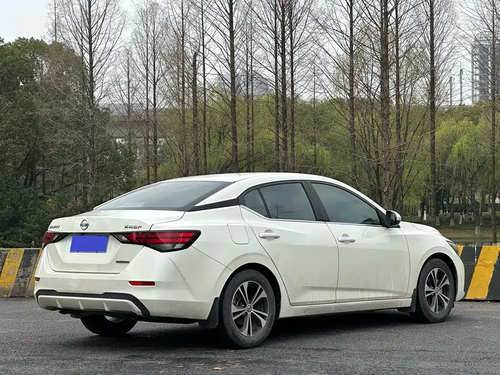 Sylphy 2020 1.6L XL CVT Enjoy Edition купить на сайте DeffCars