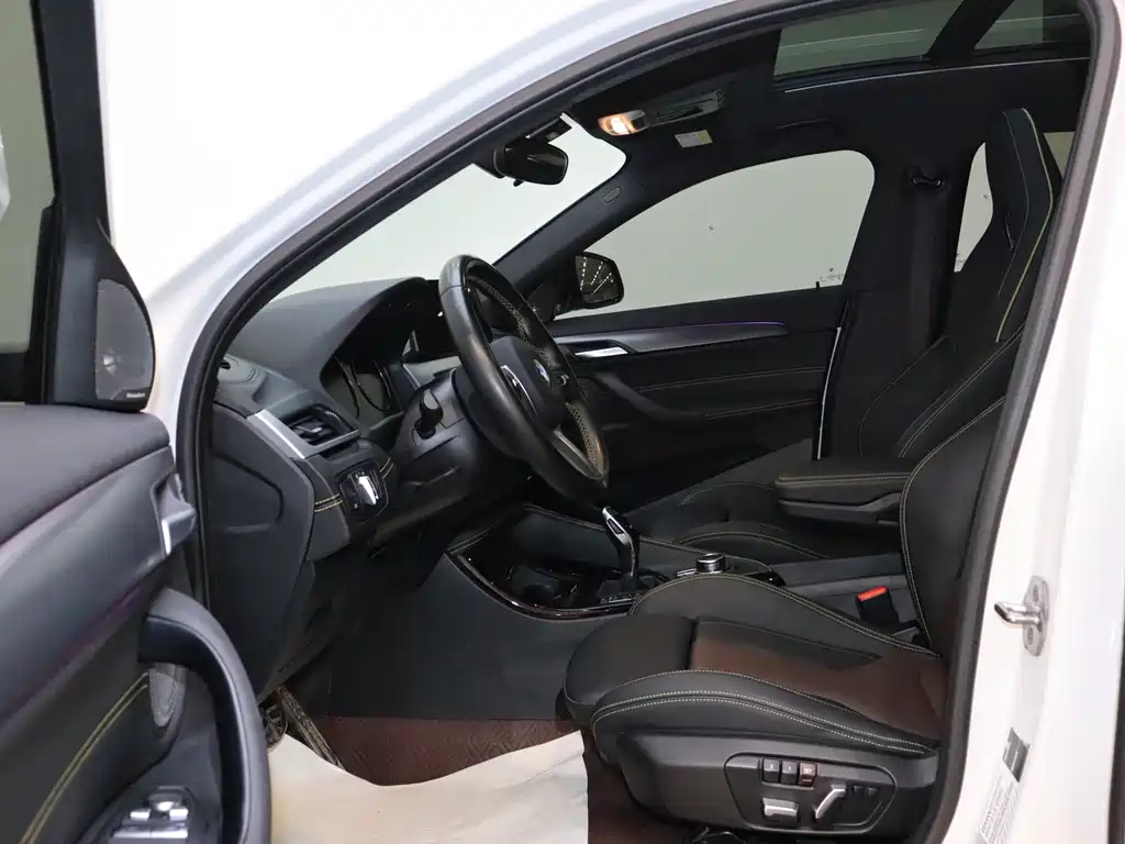 BMW X2 2023 sDrive 25i Sunlight Edition купить на сайте DeffCars