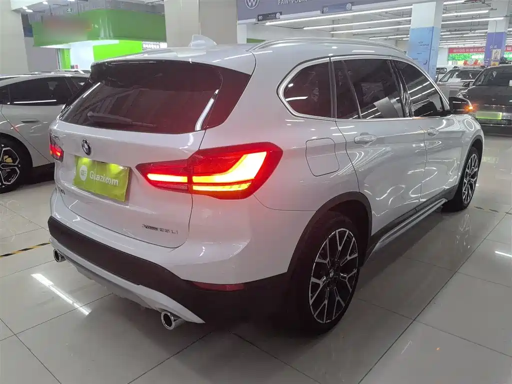 BMW X1 2022 facelift xDrive25Li exclusive model купить на сайте DeffCars