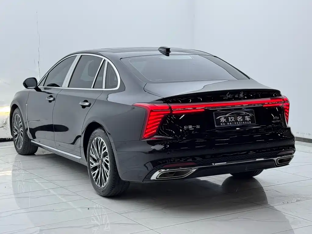 Hongqi H5 2023 2.0T Automatic Zhilianqichang Edition купить на сайте DeffCars