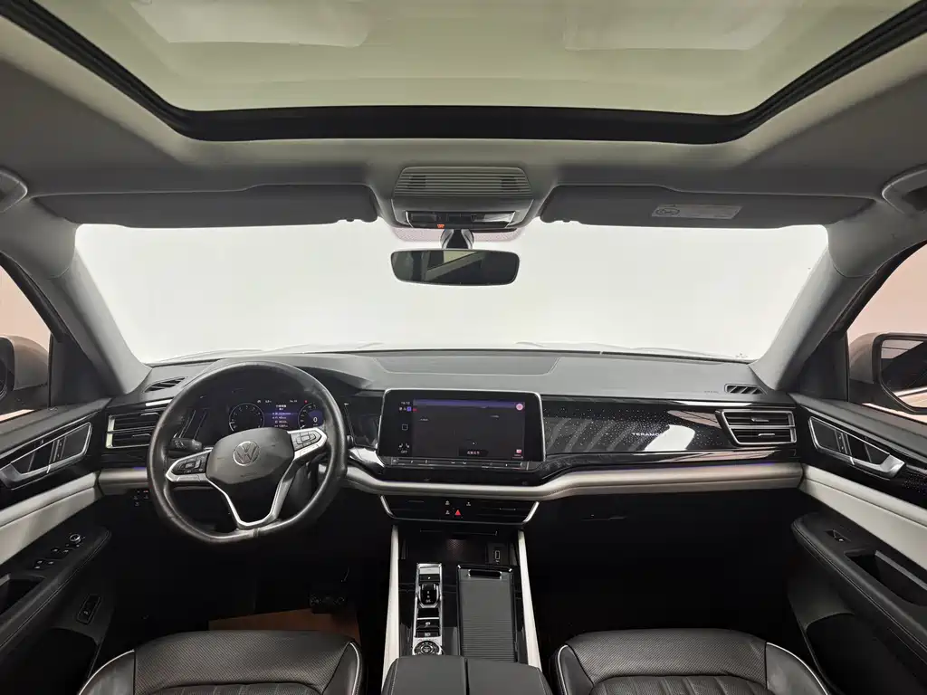 Touron 2021 380TSI four-wheel drive luxury version купить на сайте DeffCars