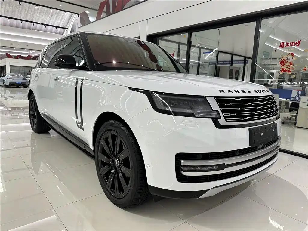 Range Rover 2023 3.0 L6 400PS Extended Edition купить на сайте DeffCars