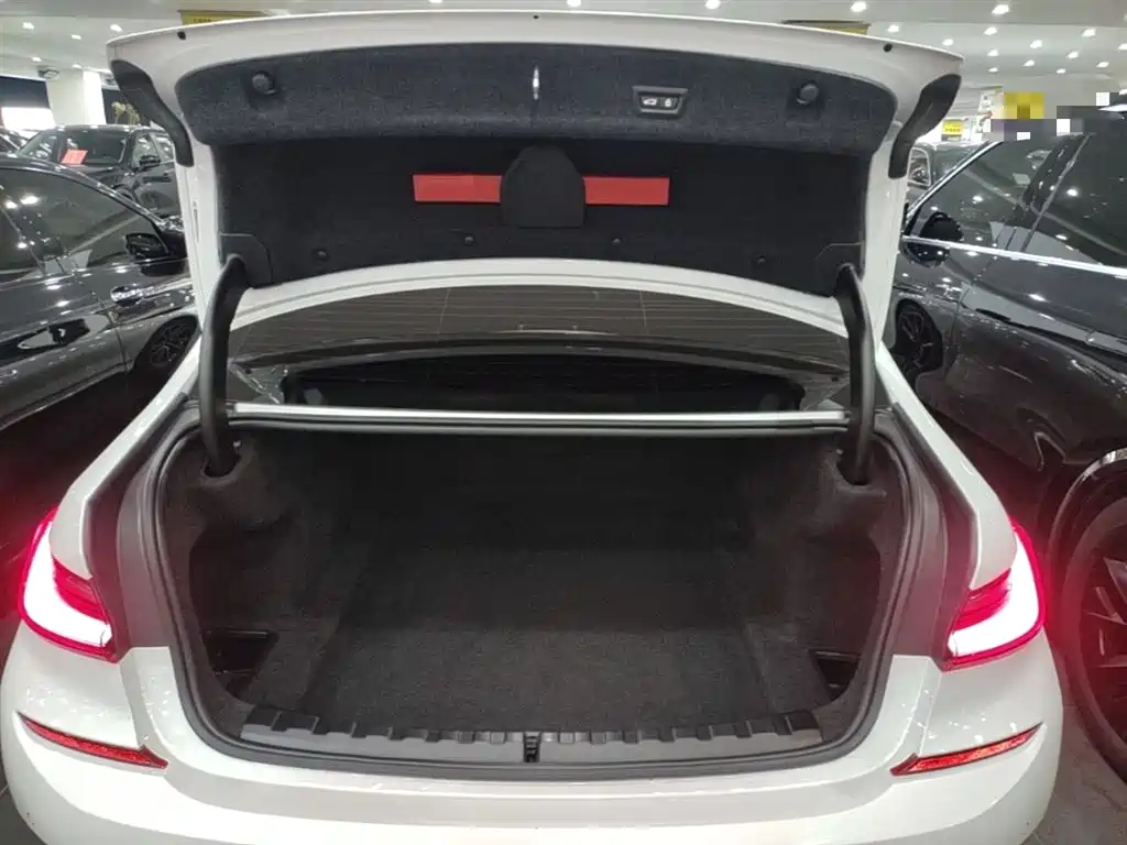 BMW 3 Series 2022 325Li M Sports Package купить на сайте DeffCars
