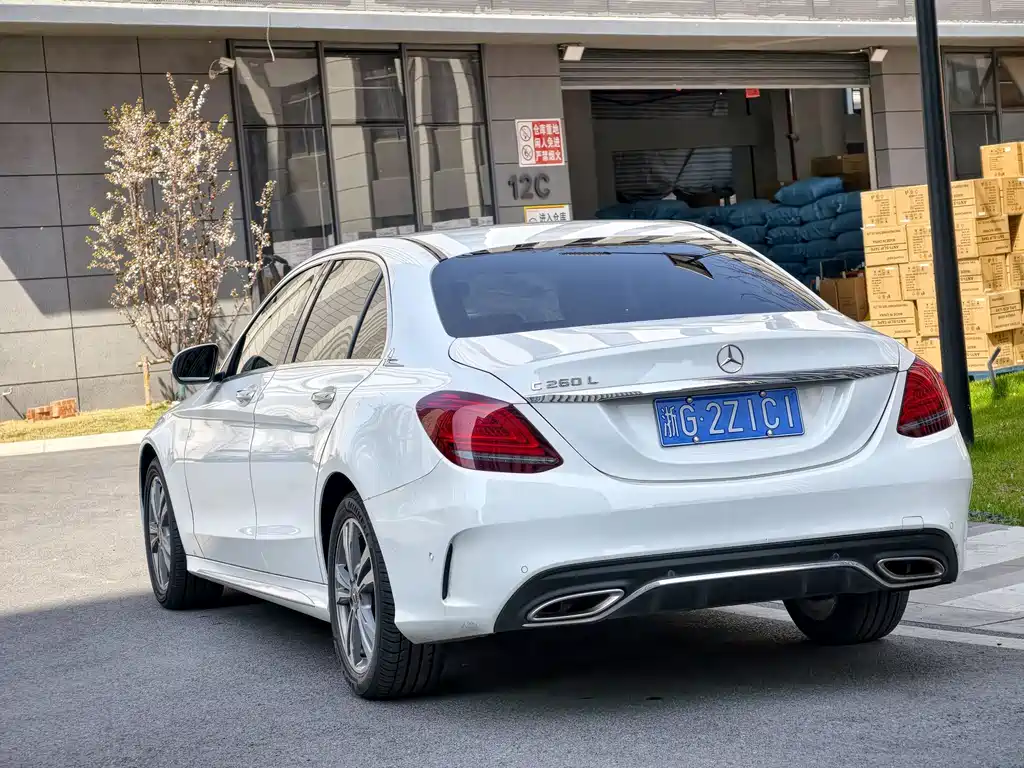 Mercedes-Benz C-Class 2019 C 180 L Fashionable Sports Edition купить на сайте DeffCars