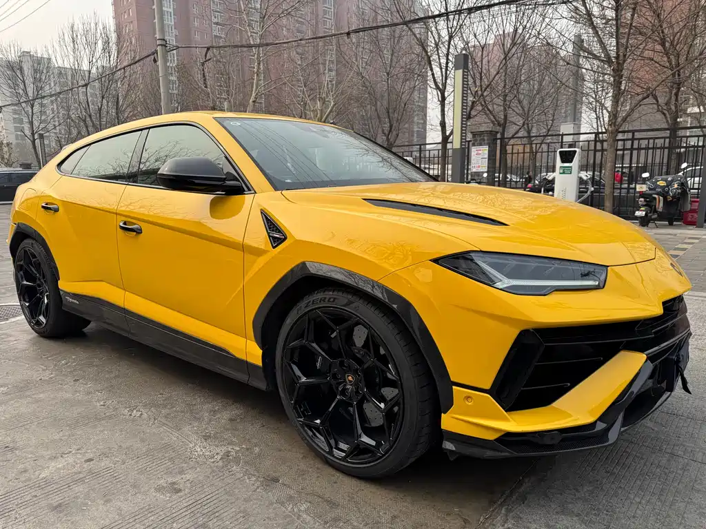 Urus 2022 4.0T V8 Performante купить на сайте DeffCars