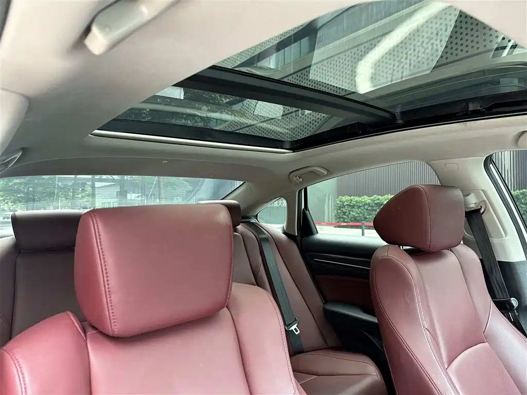 Accord 2022 260TURBO Magic Night Premium Edition купить на сайте DeffCars