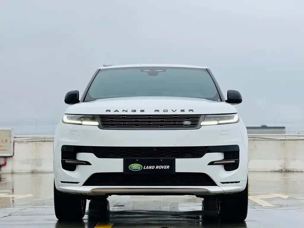 Range Rover Sport 2024 400PS Dynamic SE купить на сайте DeffCars
